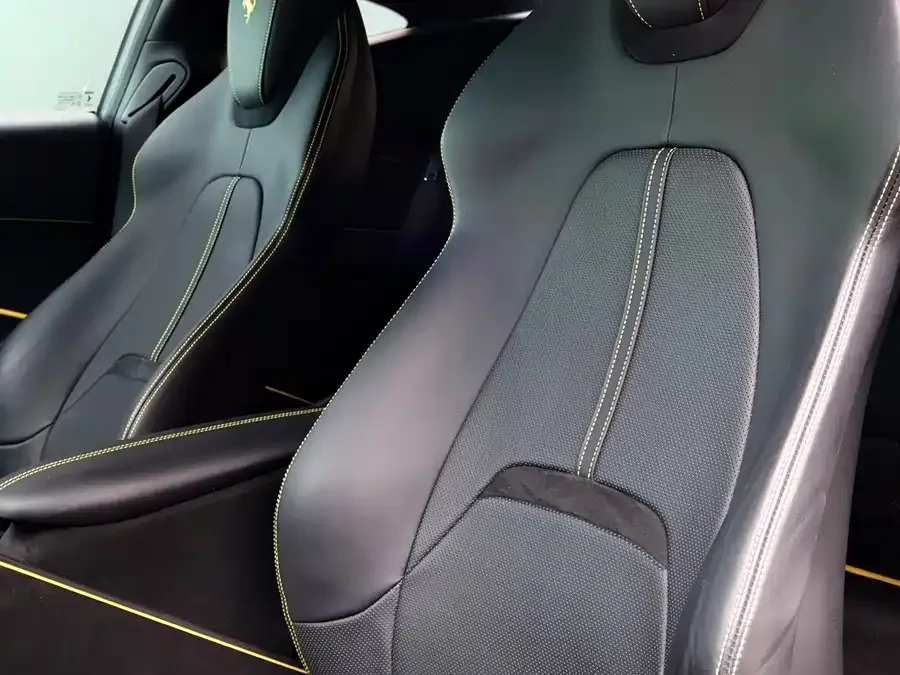 Ferrari Roma Roma 2020 3.9T V8 2024 — миниатюра 3