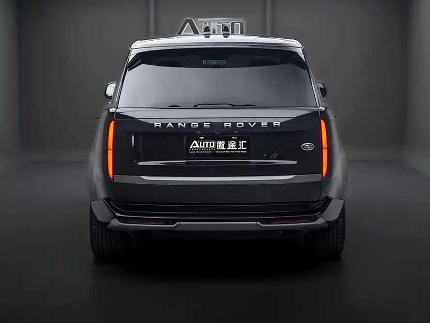 Land Rover Range Rover Range Rover 2024 3.0 L6 360PS Grand Edition 2024 — миниатюра 2