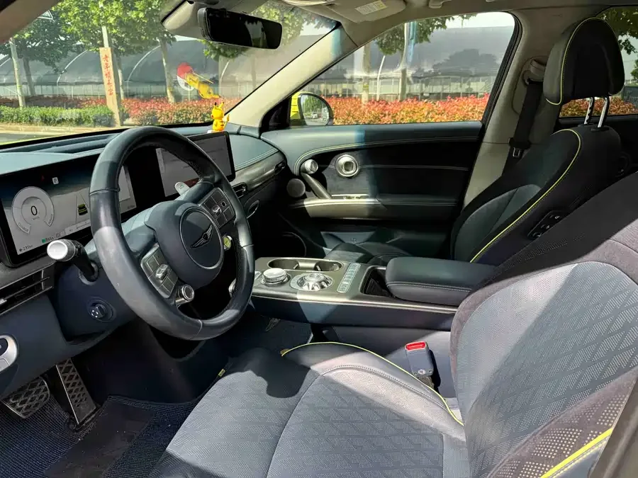 Genesis GV60 Genesis GV60 2023 dual-motor four-wheel drive high-performance flagship version 2023 — миниатюра 4