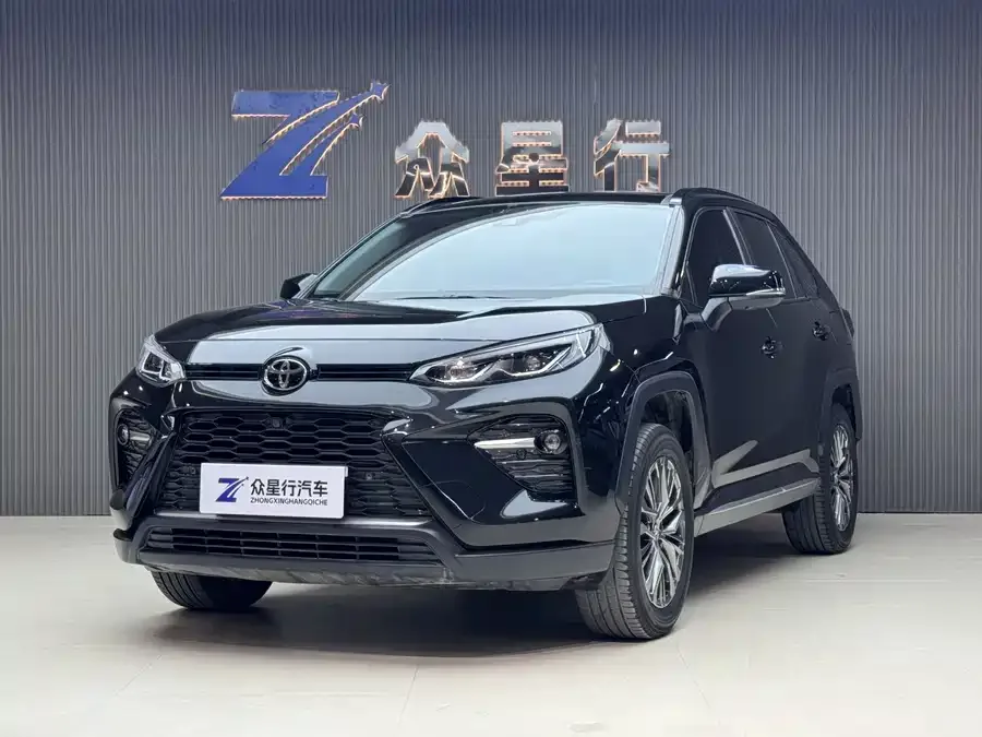 Toyota Wildlander Wildlander 2023 2.0L CVT 4WD Luxury PLUS Edition 2023 — фото 1, купить с доставкой в Москву