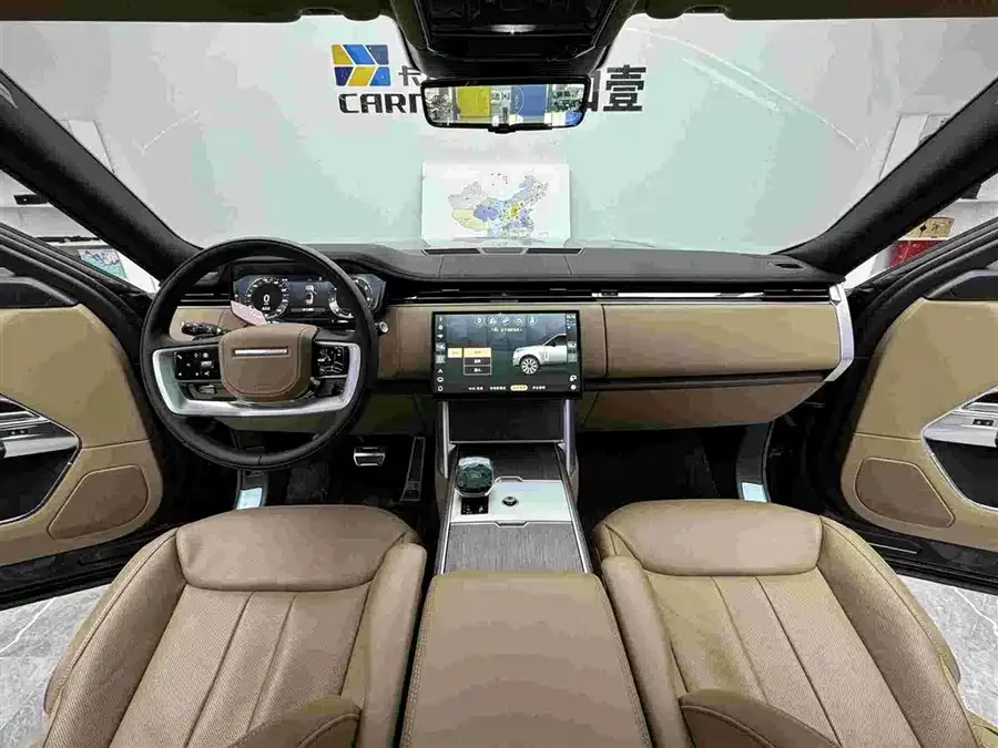 Land Rover Range Rover Range Rover 2025 3.0 L6 400PS Grand Edition 2025 — миниатюра 3