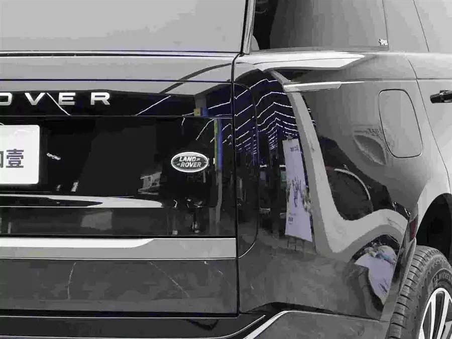 Land Rover Range Rover Range Rover 2025 3.0 L6 400PS Grand Edition 2025 — миниатюра 5