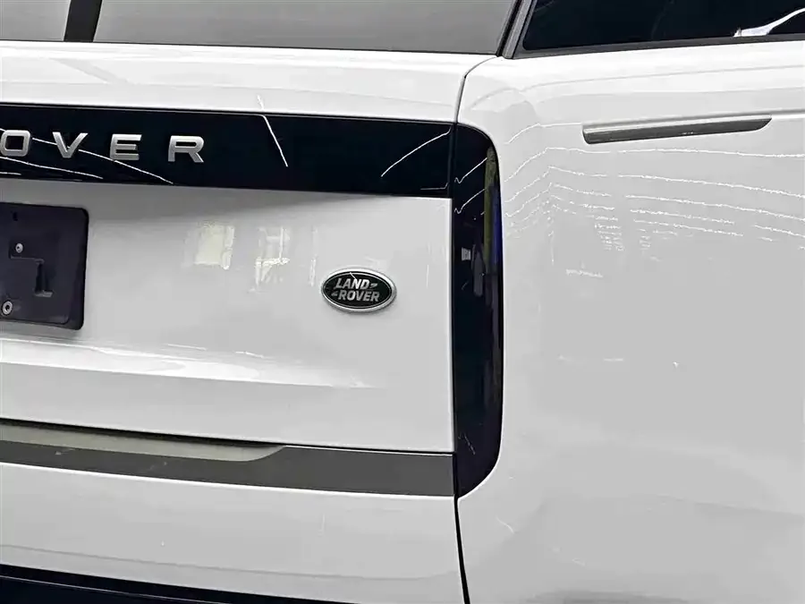 Land Rover Range Rover Range Rover 2025 3.0 L6 400PS Grand Edition 2025 — миниатюра 5