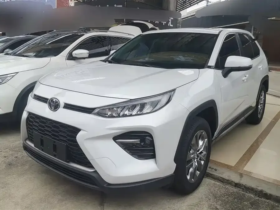 Toyota Wildlander Wildlander 2022 2.0L CVT 2WD Luxury PLUS Edition 2022 — фото 1, купить с доставкой в Москву