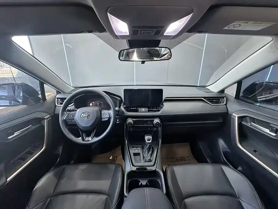 Toyota Wildlander Wildlander 2024 2.0L CVT 2WD Luxury PLUS Edition 2024 — миниатюра 3