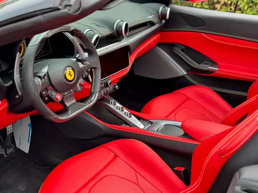 Ferrari Portofino Portofino 2021 3.9TM 2022 — миниатюра 5