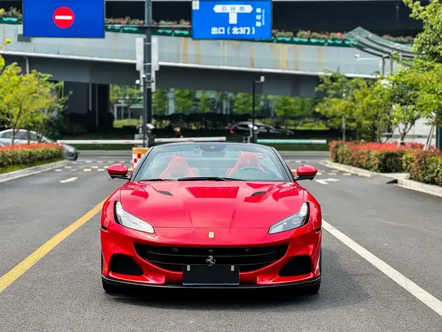 Ferrari Portofino 2022