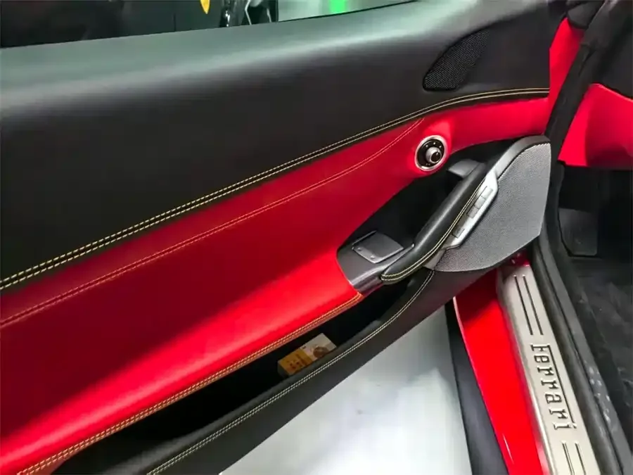 Ferrari Portofino Portofino 2021 3.9TM 2023 — миниатюра 4