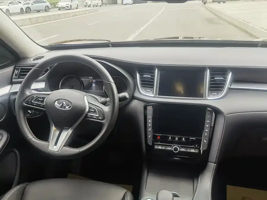 Infiniti QX50 2020 facelift 2.0T two-wheel drive elite version 2023 — миниатюра 5