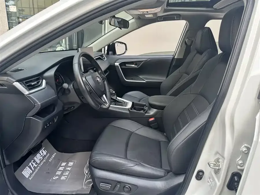 Toyota Wildlander Wildlander 2022 2.0L CVT 2WD Luxury PLUS Edition 2022 — миниатюра 5