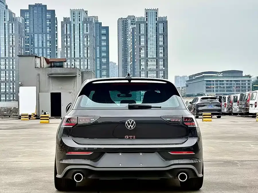 Volkswagen GOLF GTI 2026 Golf GTI 380TSI DSG GTI 2026 — миниатюра 4