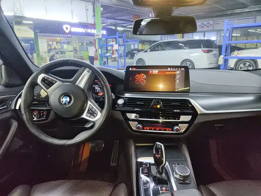 BMW 5 Series BMW 5 Series (Imported) 2022 540i Fashion Edition M Sport Package 2022 — миниатюра 4