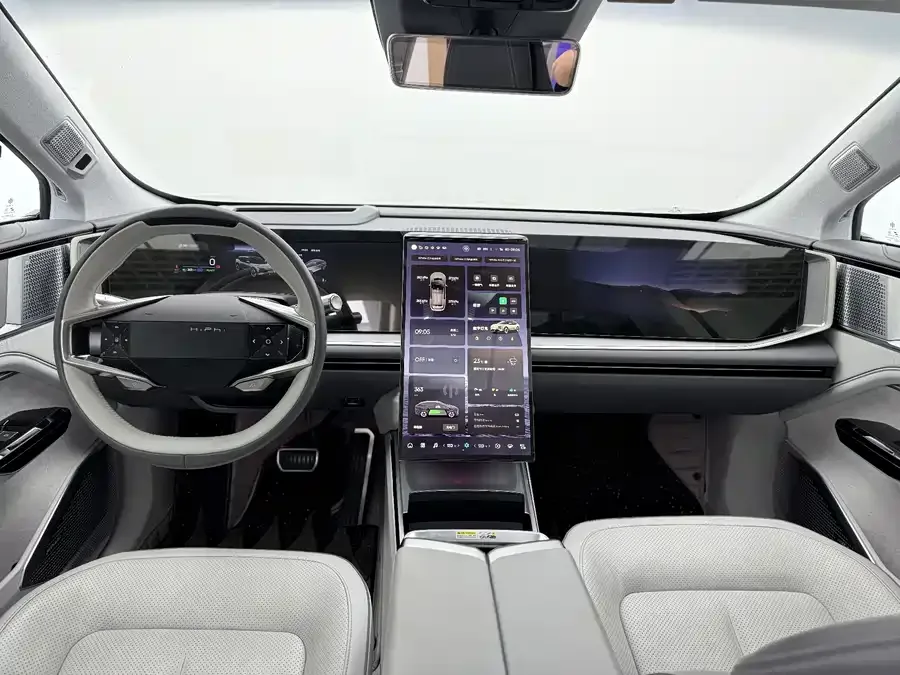 HiPhi Y Gaohe HiPhi Y 2023 560km Elite Edition 2023 — миниатюра 3