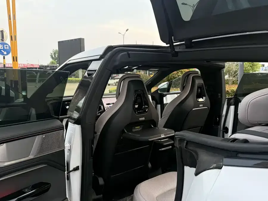 HiPhi Y Gaohe HiPhi Y 2023 560km Elite Edition 2024 — миниатюра 4