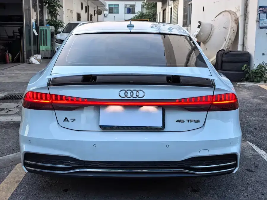 Audi A7 2022 45 TFSI Premium Edition 2022 — миниатюра 4