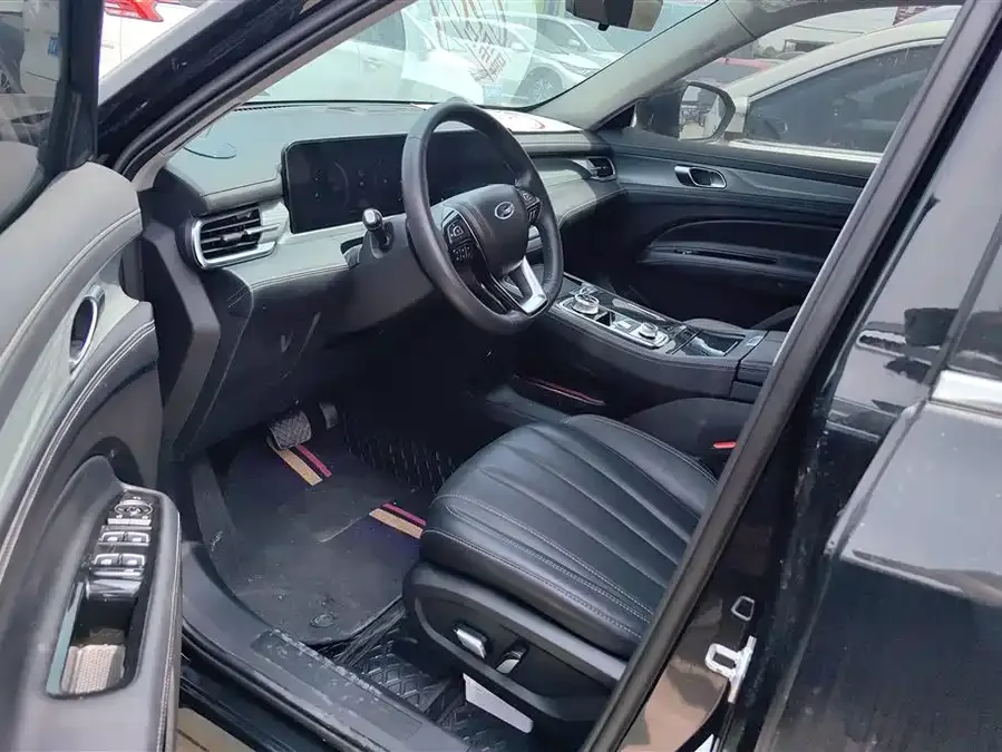 Ford Lingyu Lingyu 2023 EcoBoost 225 Platinum Collar 7 Seats (2/3/2) 2023 — миниатюра 3