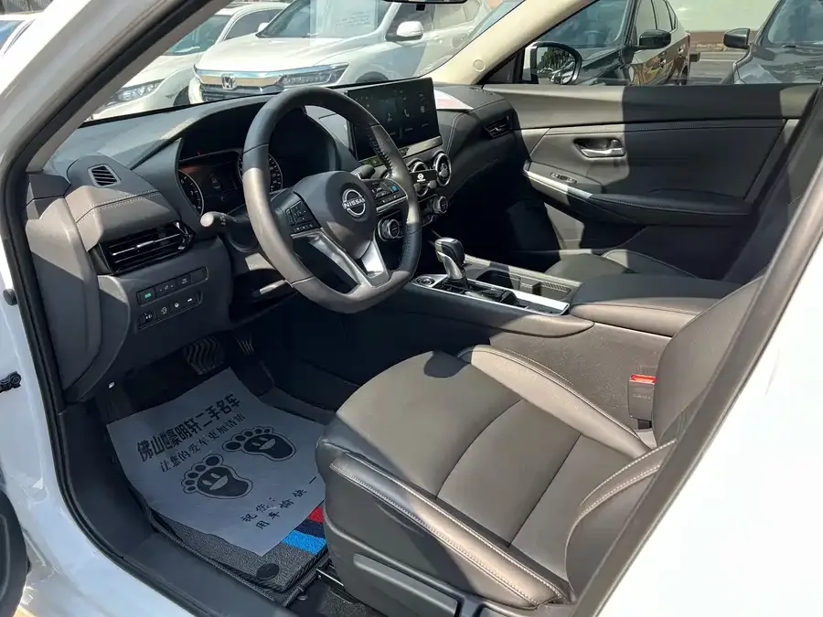 Nissan Sylphy Sylphy 2023 facelift 1.6L CVT Intelligent Driving Edition 2024 — миниатюра 4