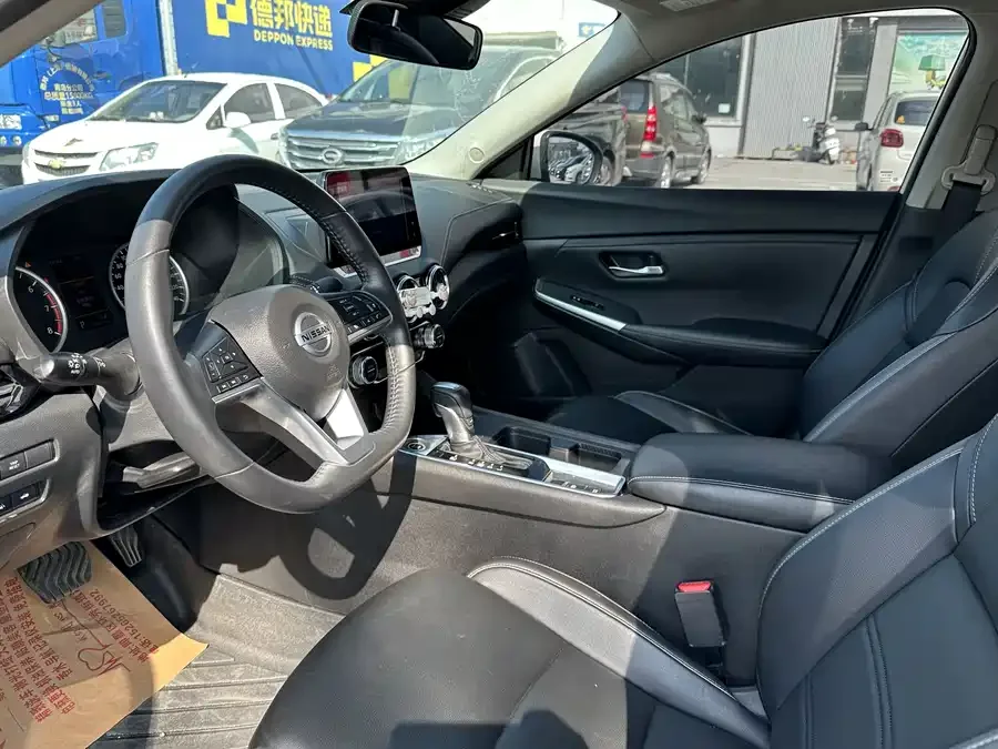 Nissan Sylphy Sylphy 2022 1.6L XL CVT Enjoy Edition 2022 — миниатюра 4