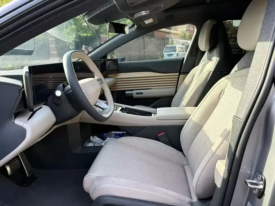 Audi E5 Sportback Audi E5 Sportback 2026 Pioneer Plus 2025 — миниатюра 4