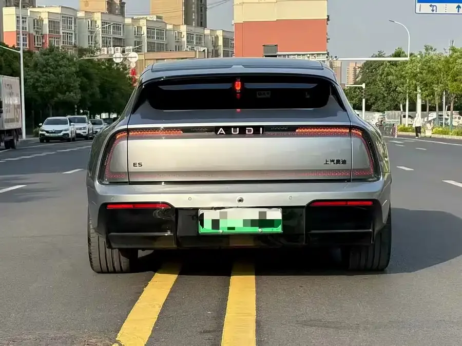 Audi E5 Sportback Audi E5 Sportback 2026 Pioneer Plus 2025 — миниатюра 5