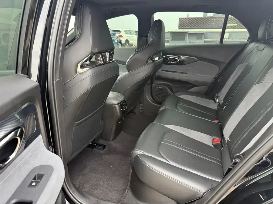 GAC Trumpchi Shadow Leopard Shadow Leopard 2023 400T Automatic R PRO 2023 — миниатюра 4