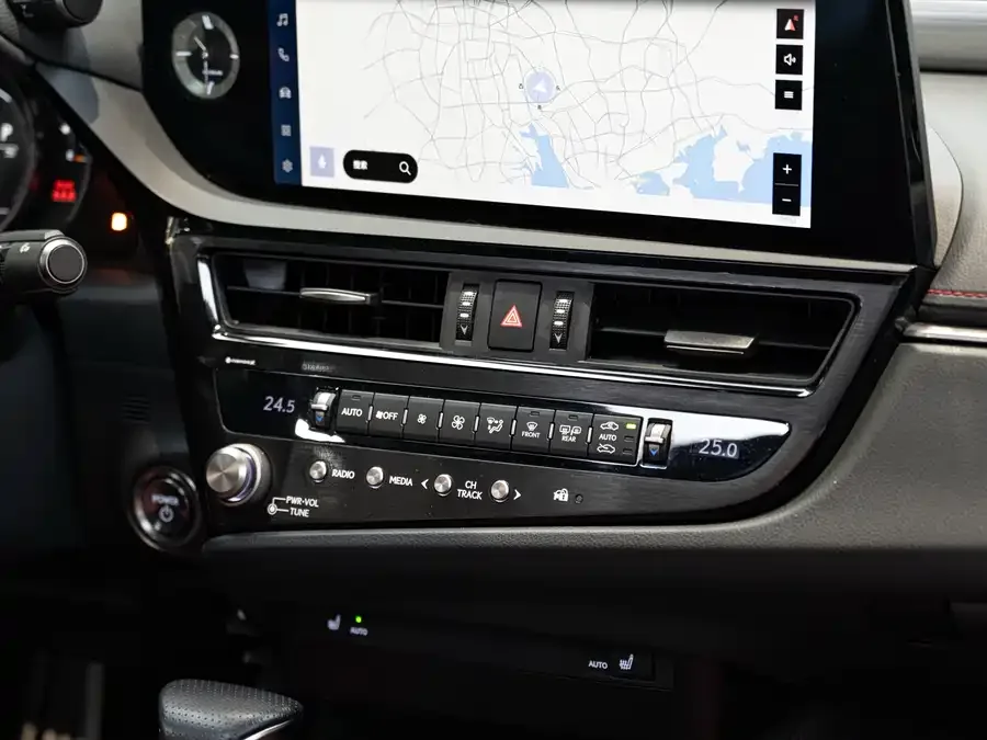 Lexus ES 2022 300h F SPORT 2023 — миниатюра 5