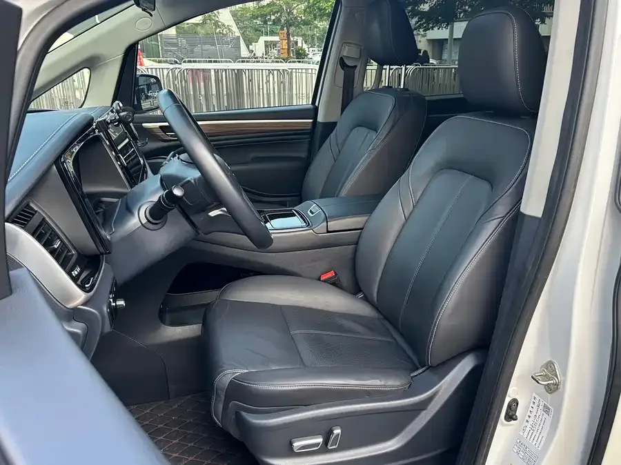 GAC Trumpchi M8 Trumpchi M8 2021 Lead Show Series 390T Exclusive Edition 2022 — миниатюра 3