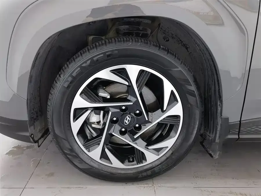 Hyundai Custo Kustu 2021 380TGDi LUX Premium 2022 — миниатюра 5