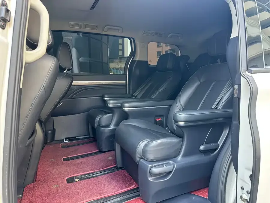 GAC Trumpchi M8 Trumpchi M8 2023 Lingxiu Series 390T Exclusive Edition 2023 — миниатюра 2