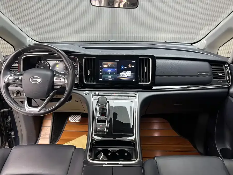 GAC Trumpchi M8 Trumpchi M8 2023 Lingxiu Series 390T Exclusive Edition 2023 — миниатюра 2