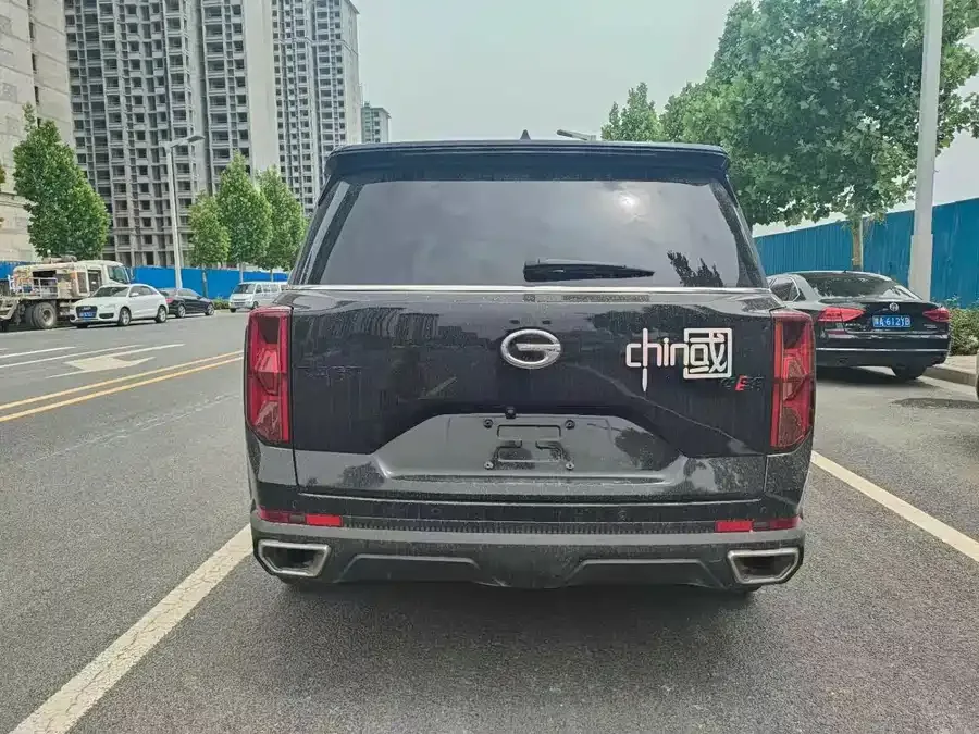 GAC Trumpchi GS8 Trumpchi GS8 2022 Pilot Series 2.0TGDI 2WD Luxury Smart Edition (7 Seaters) 2022 — миниатюра 3