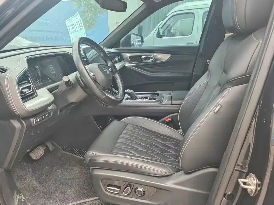 GAC Trumpchi GS8 Trumpchi GS8 2022 Pilot Series 2.0TGDI 2WD Luxury Smart Edition (7 Seaters) 2022 — миниатюра 4
