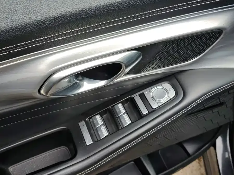 GAC Trumpchi GS8 Trumpchi GS8 2022 Pilot Series 2.0TGDI 2WD Luxury Smart Edition (7 Seaters) 2023 — миниатюра 4