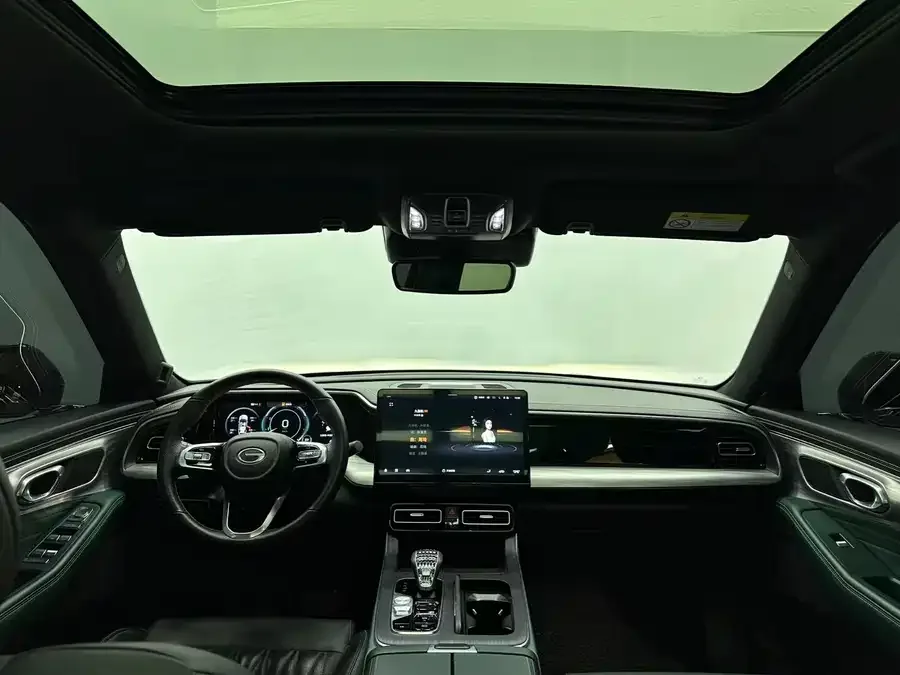 GAC Trumpchi GS8 Trumpchi GS8 2022 Pilot Series 2.0TGDI 2WD Luxury Smart Edition (7 Seaters) 2022 — миниатюра 2