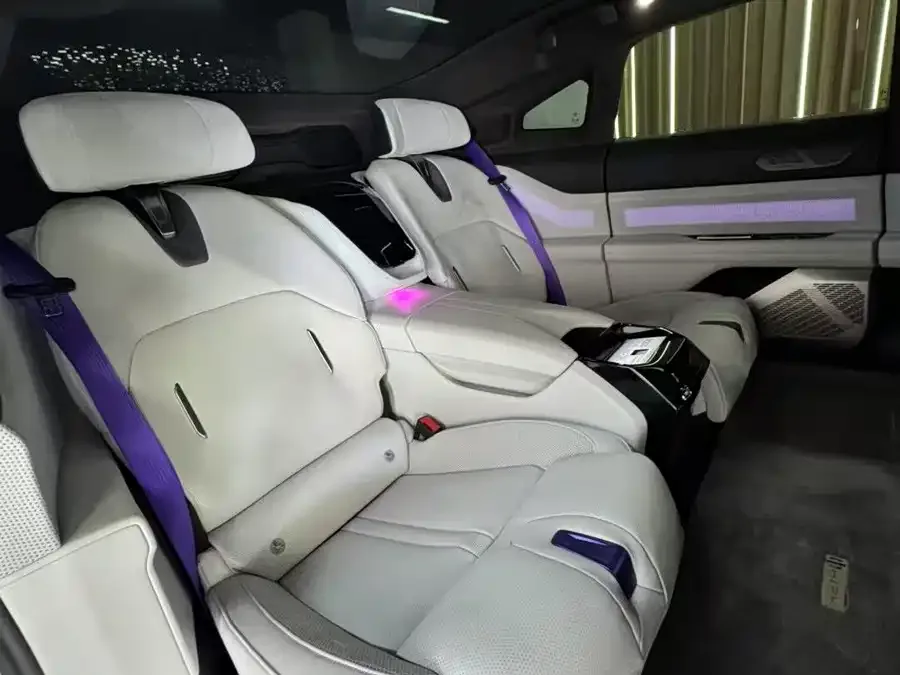 HiPhi Z HiPhi Z 2023 four-seater version 2023 — миниатюра 5