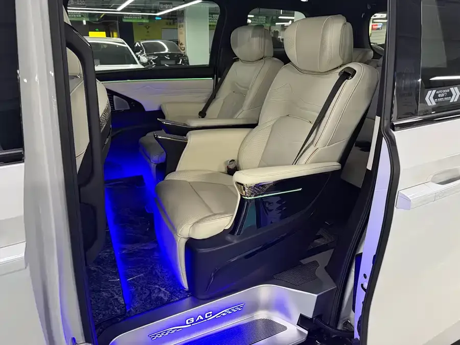 GAC Trumpchi M8 Trumpchi M8 2023 Grandmaster Series Dual Engine Flagship Edition 2023 — миниатюра 3
