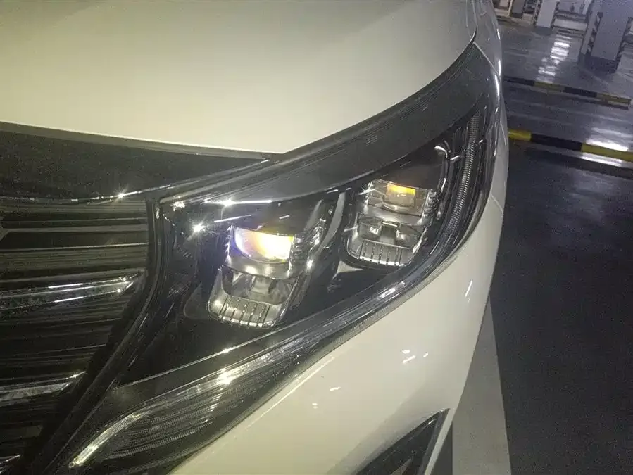 GAC Trumpchi M8 Trumpchi M8 2023 Lingxiu Series 390T Exclusive Edition 2022 — миниатюра 2