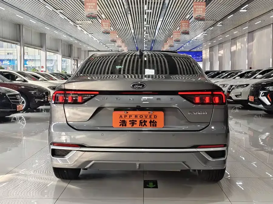 Ford Mondeo Mondeo 2025 2.0T EcoBoost Luxury Edition 2025 — миниатюра 2