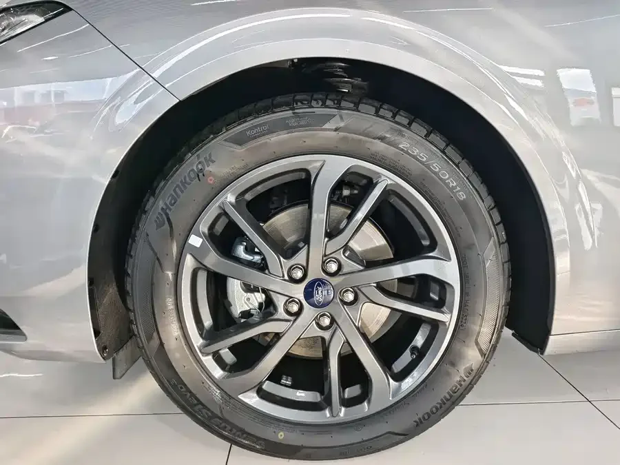 Ford Mondeo Mondeo 2025 2.0T EcoBoost Luxury Edition 2025 — миниатюра 4