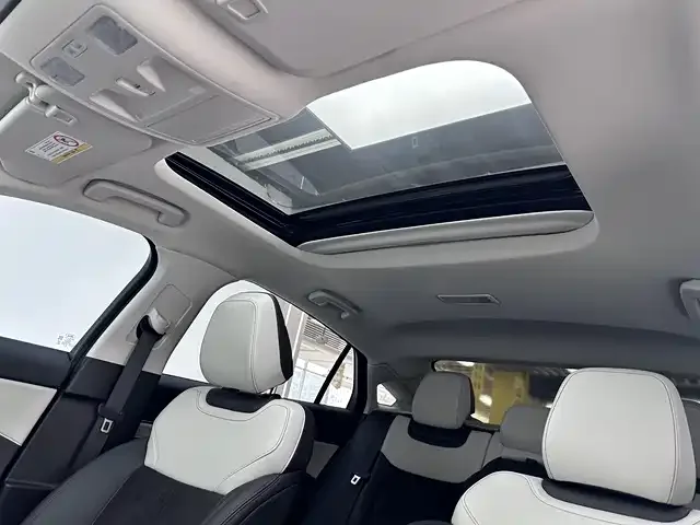 Ford Mondeo Mondeo 2022 facelift EcoBoost 245 luxury model 2022 — миниатюра 4