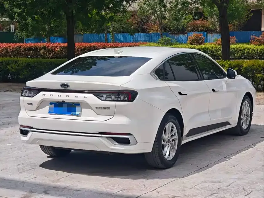 Ford Mondeo Mondeo 2022 facelift EcoBoost 245 luxury model 2022 — миниатюра 3