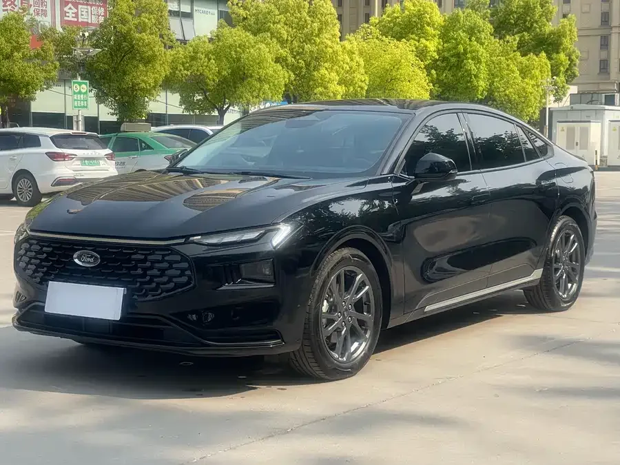 Ford Mondeo Mondeo 2025 2.0T EcoBoost Luxury Edition 2025 — фото 1, купить с доставкой в Москву
