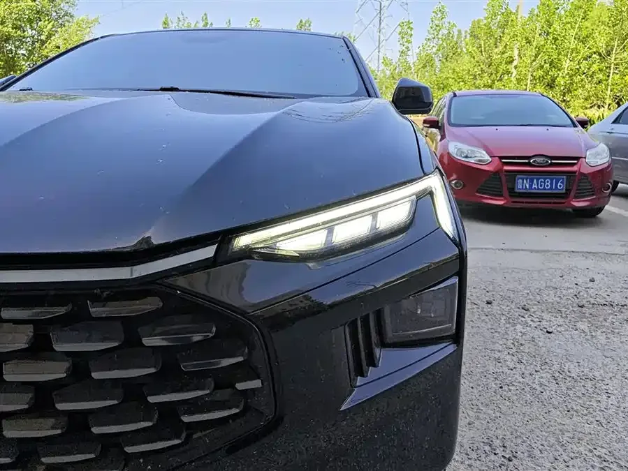 Ford Mondeo Mondeo 2022 facelift EcoBoost 245 luxury model 2023 — миниатюра 2