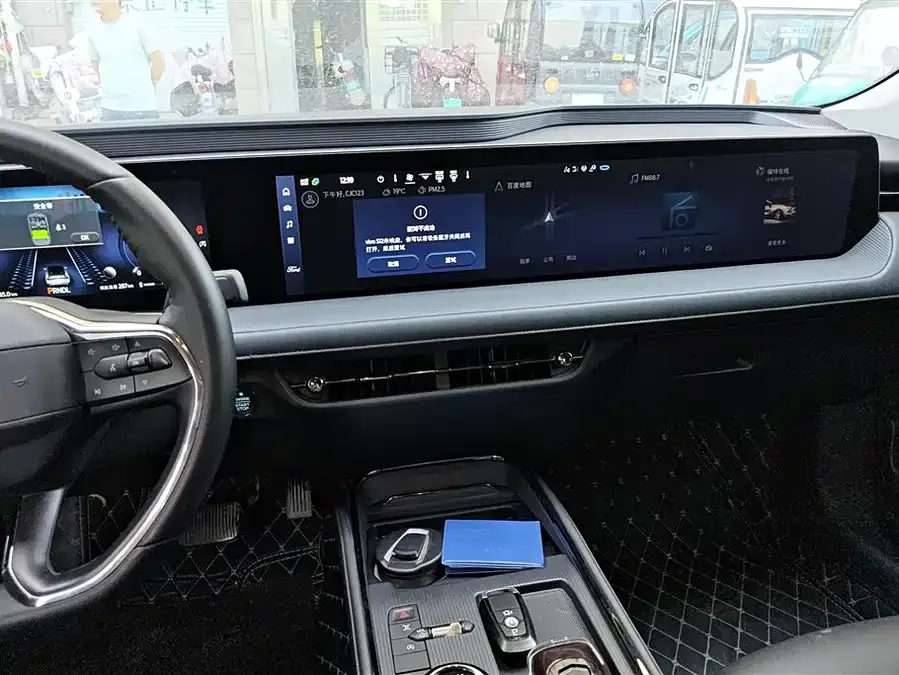 Ford Mondeo Mondeo 2022 facelift EcoBoost 245 luxury model 2023 — миниатюра 4