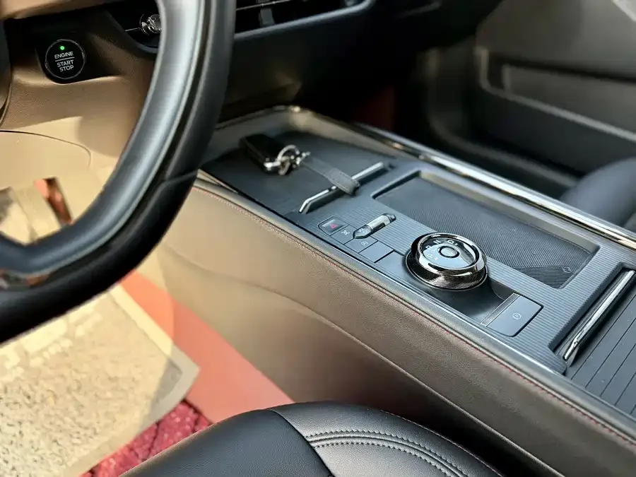 Ford Mondeo 2023 Mondeo EcoBoost 245 Luxury 2024 — миниатюра 2