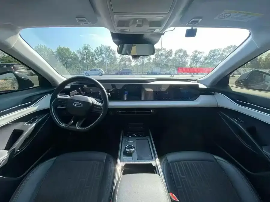 Ford Mondeo 2022 Mondeo EcoBoost 245 Luxury 2022 — миниатюра 4
