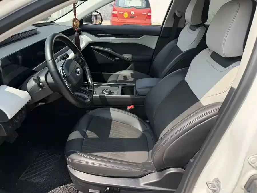 Ford Mondeo 2022 Mondeo EcoBoost 245 Luxury 2022 — миниатюра 2