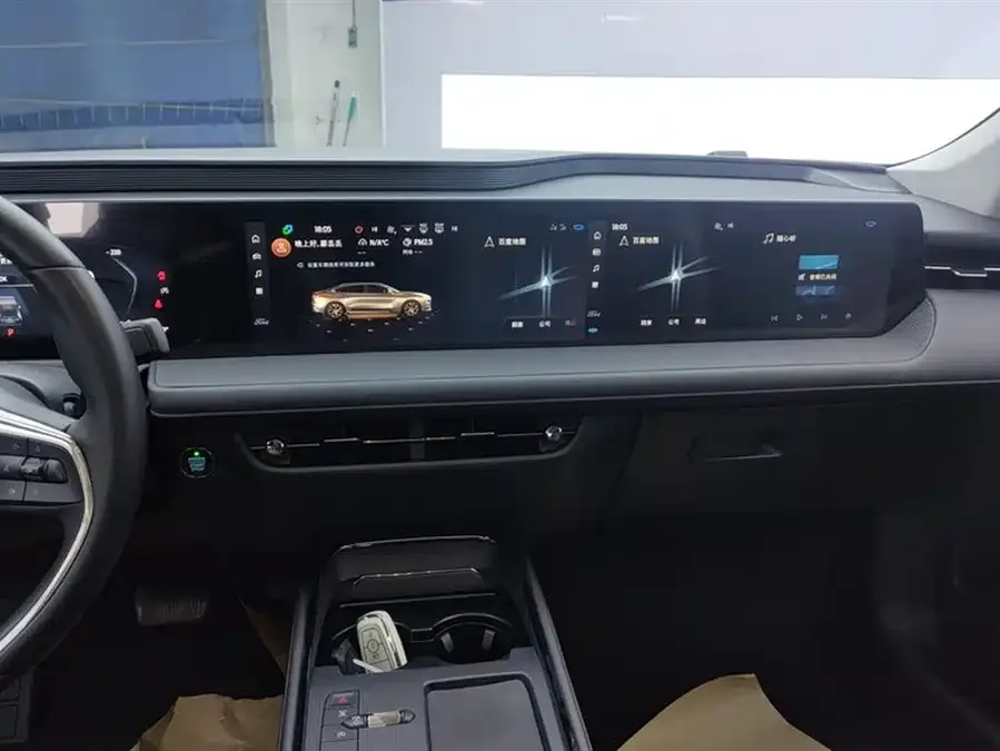Ford Mondeo 2023 Mondeo EcoBoost 245 Luxury 2024 — миниатюра 4