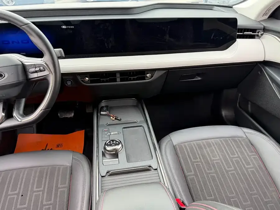 Ford Mondeo 2022 Mondeo EcoBoost 245 Luxury 2022 — миниатюра 3