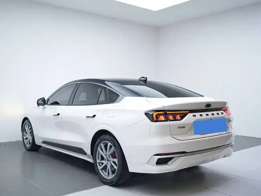 Ford Mondeo Mondeo 2022 facelift EcoBoost 245 luxury model 2024 — миниатюра 2